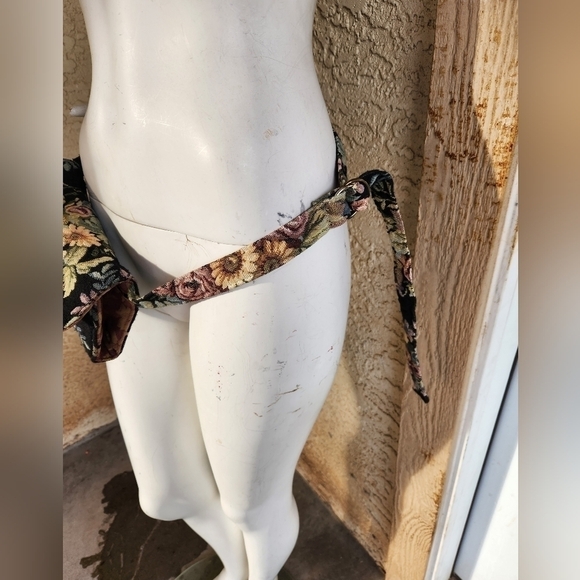 Vintage Gypsy Wings Tapestry Fanny Pack. - Picture 2 of 12